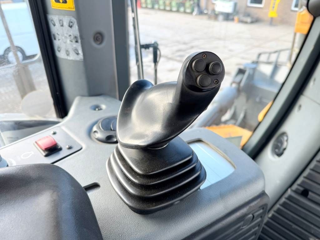 Liebherr PR756 - TOP Condition / CE + EPA Certified