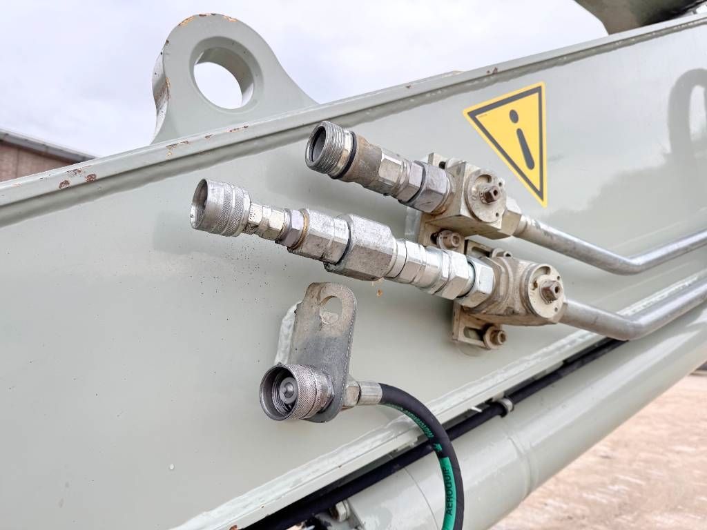 Liebherr R926WLC - Dutch Machine / Camera / Quick Coupler