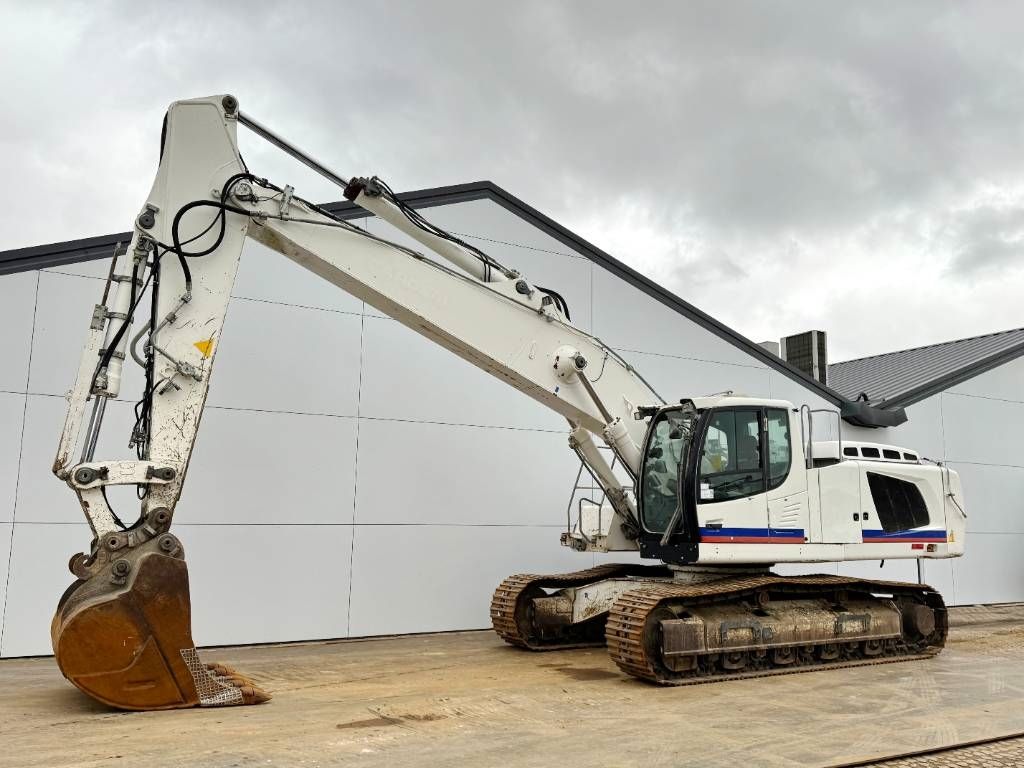 Liebherr R946LC - Hammer Lines / Quick Coupler