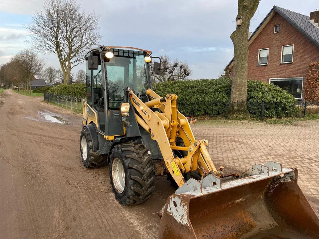 Mustang AL 506 Shovel Loader