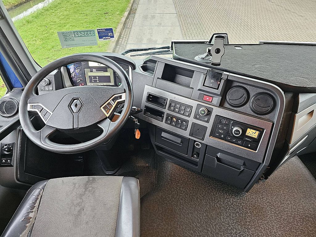 RENAULT T 440