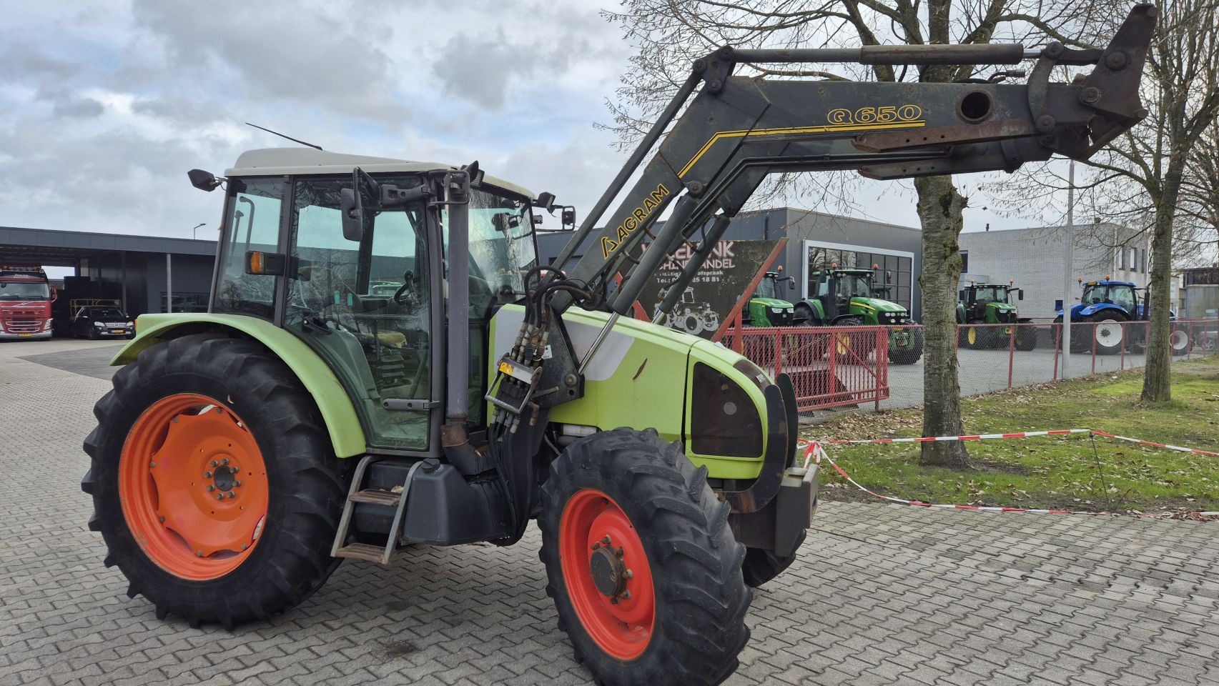 CLAAS CELTIS 456 met Frontlader