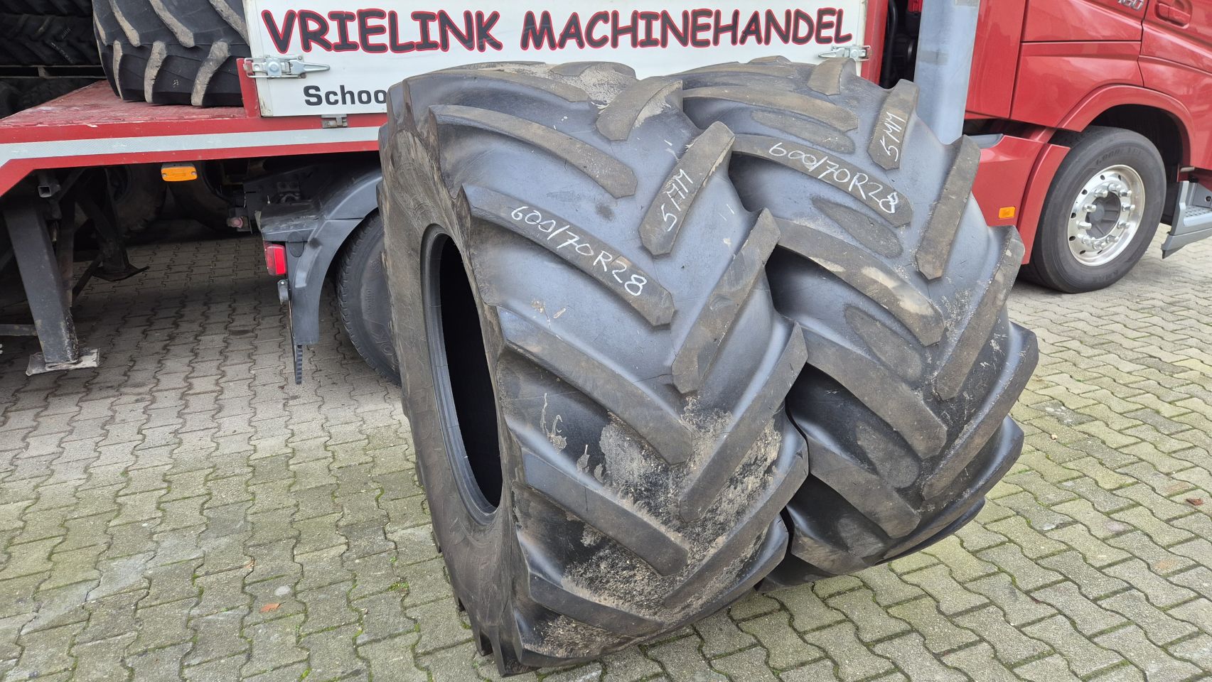 Michelin MachXbib 600/70R28 5mm