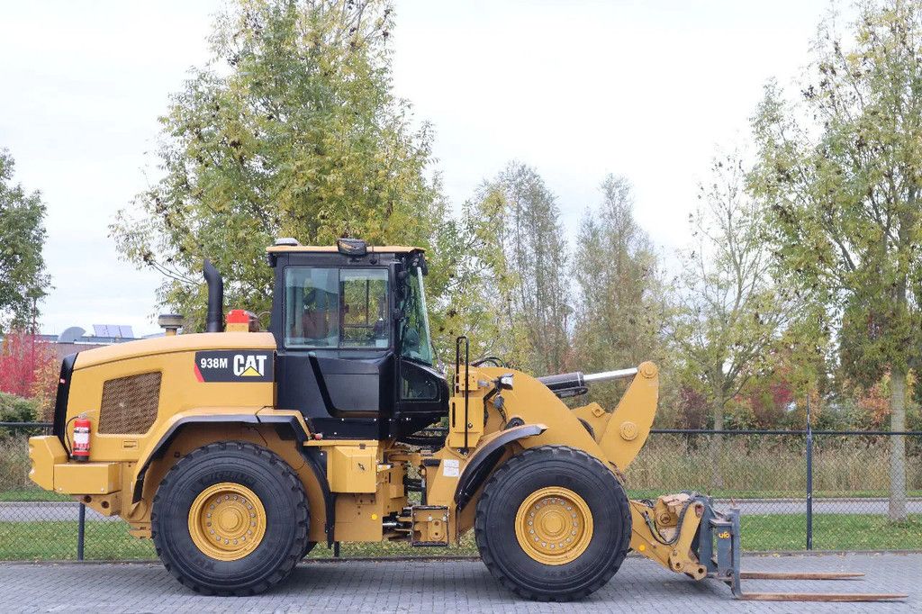 Caterpillar 938 M | 2X BUCKET | JIB | FORKS | BSS | GOOD CONDITION
