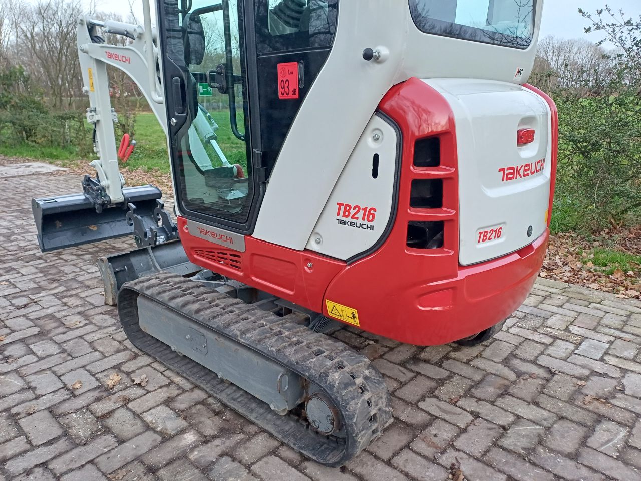 Takeuchi TB216 | bj2022 | 784 uur | 3 bakken
