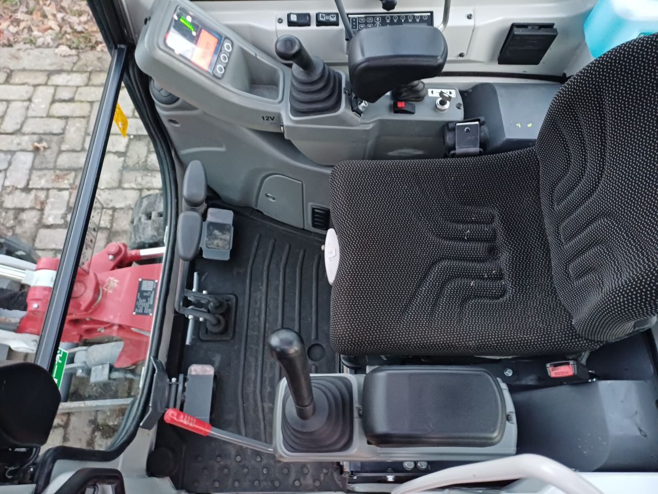 Takeuchi TB216 | bj2022 | 784 uur | 3 bakken