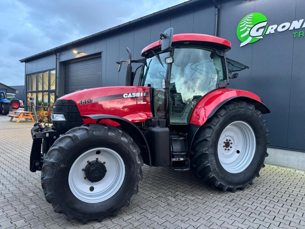 Case Maxxum 140 Multicontroller