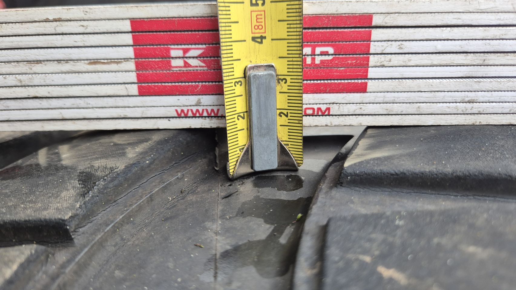 BKT 710/70R42 RideMax en Mitas 440/80R34 IND