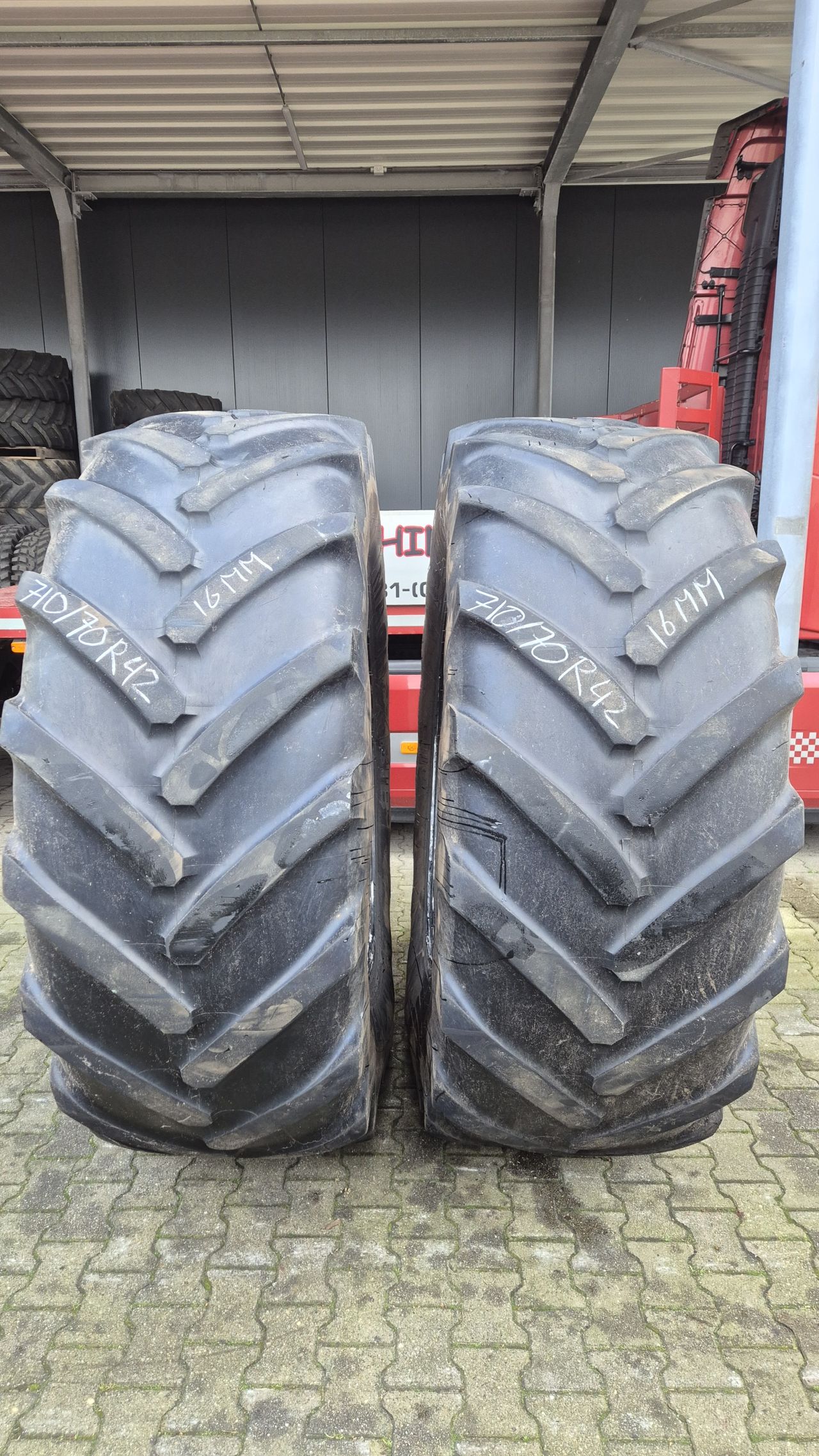Michelin MachXbib 710/70R42 met 16mm