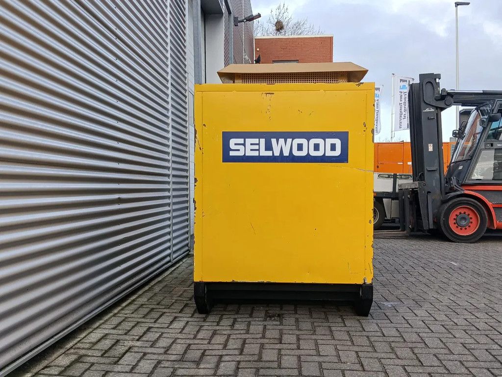 Selwood S150 IVECO F32