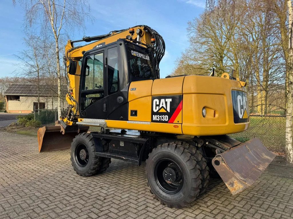Caterpillar M313D Mobiele kraan