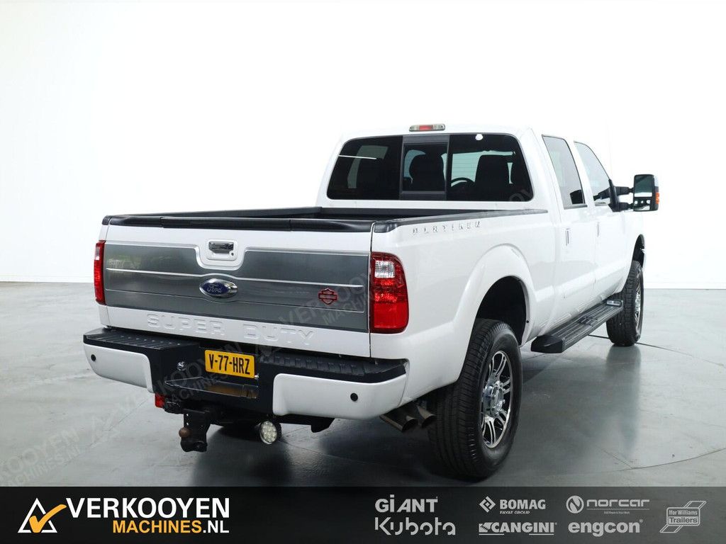 2015 Ford F250 Super Duty Platinum V8 6.2L Lariat Benzine VT809