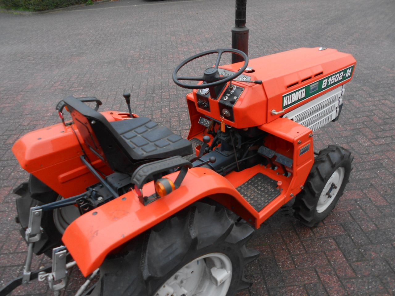 Kubota B1502 m