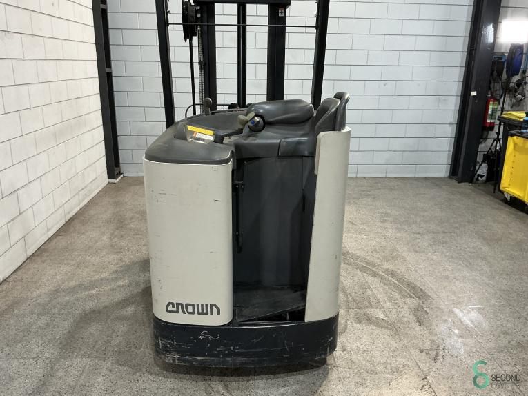 Stackers Electric Crown RC3020-30 2001