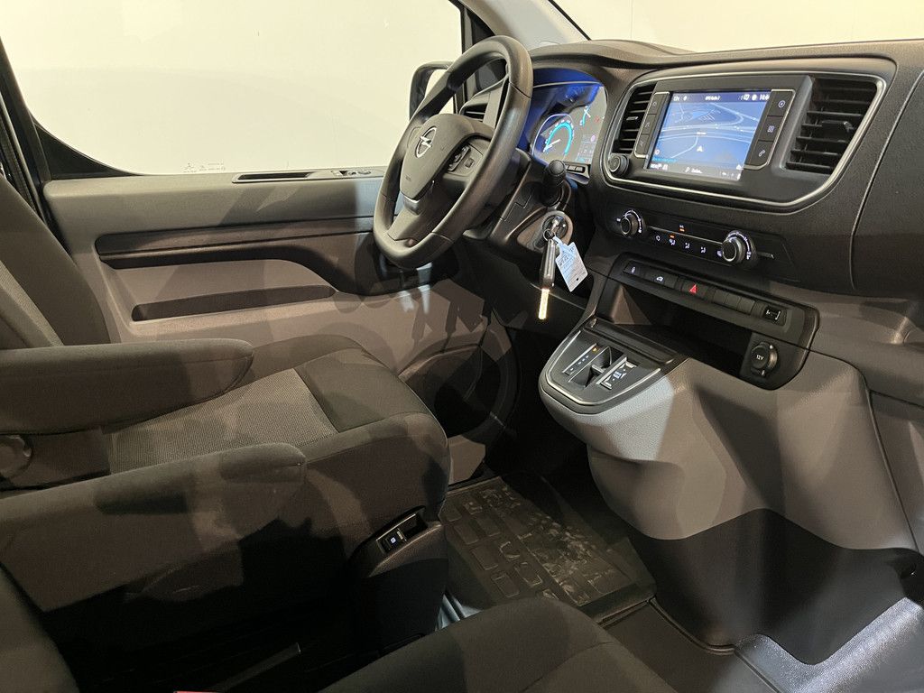 Opel Vivaro-e L1H1 Edition 50 kWh / 100% Elektrisch !! / Airco / Cruise Control / CarPlay / Camera / Navigatie / 16.000 KM!!