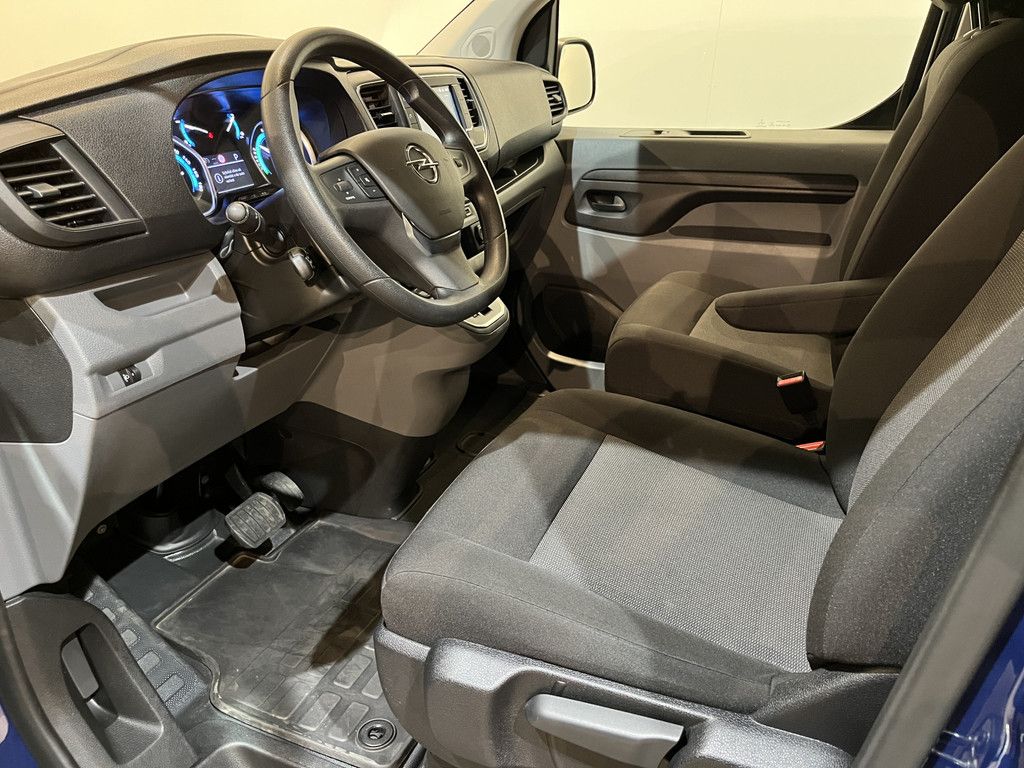 Opel Vivaro-e L1H1 Edition 50 kWh / 100% Elektrisch !! / Airco / Cruise Control / CarPlay / Camera / Navigatie / 16.000 KM!!