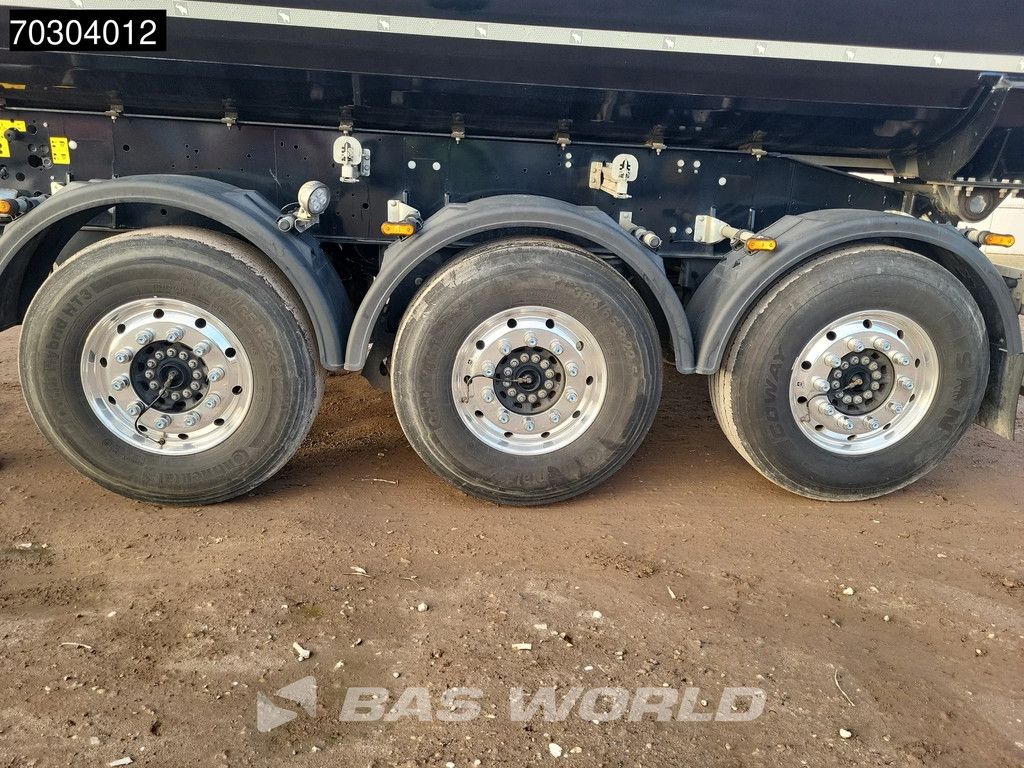 Schmitz SCB*S3D 2xLifting Axle 26m3