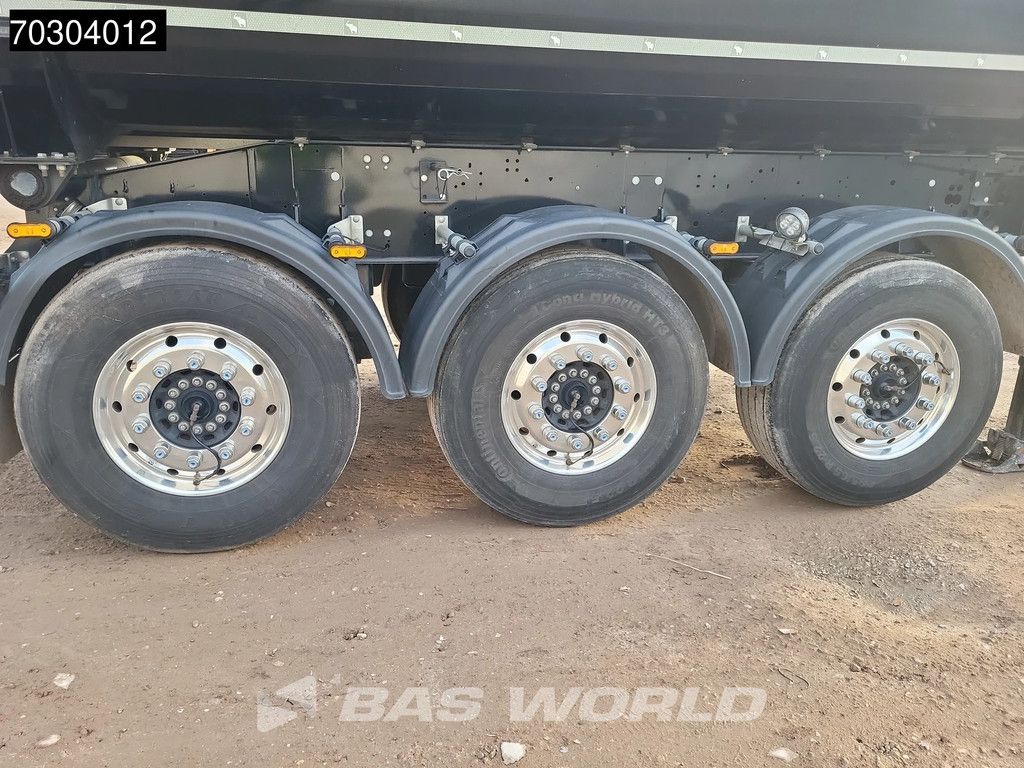 Schmitz SCB*S3D 2xLifting Axle 26m3