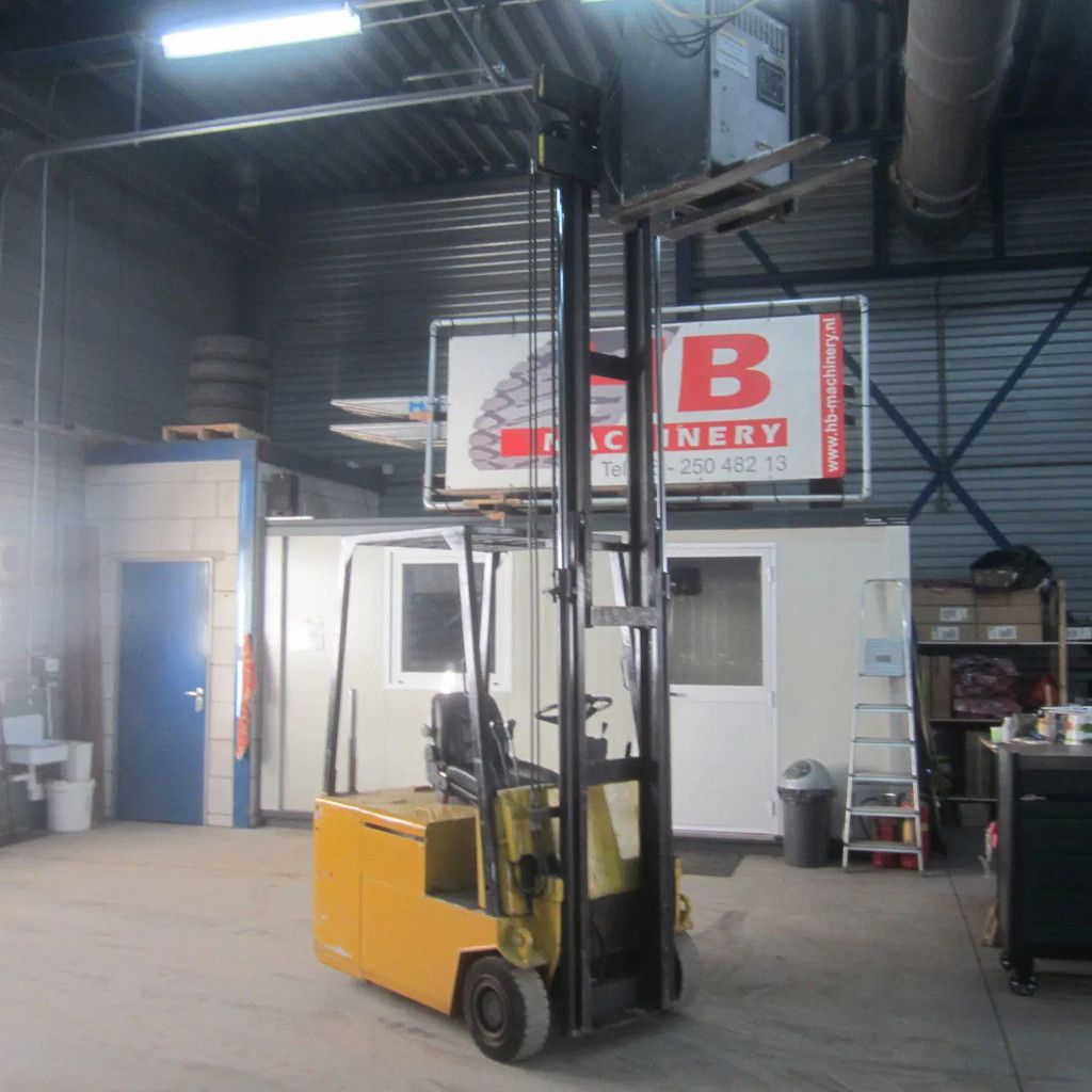 Sichelschmidt Heftruck 1250 kg., elek., duplomast, side shift.