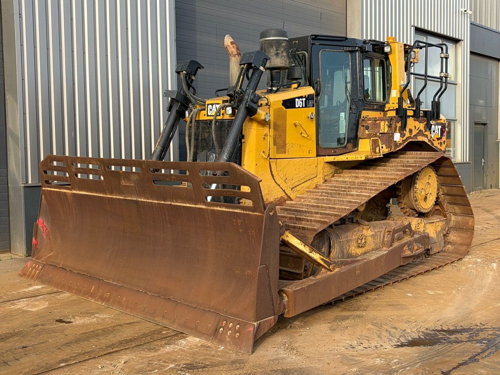 Caterpillar D6T LGP