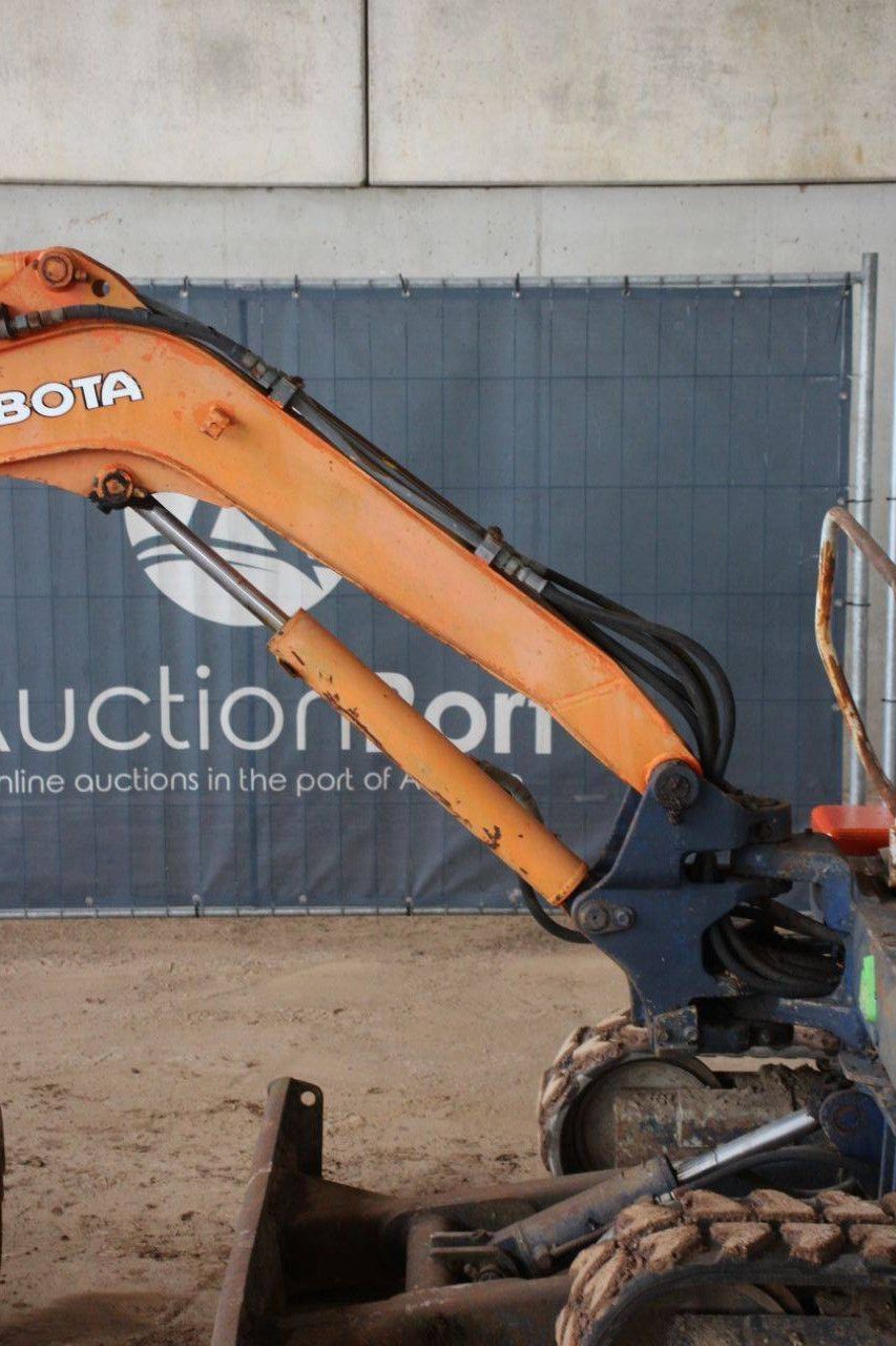 Mini excavator Kubota KX61-2 Diesel 19kW
