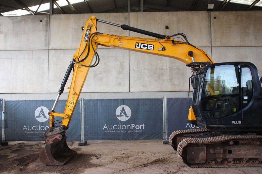 Crawler excavator JCB JS130LC 4F Diesel 81kW 2018