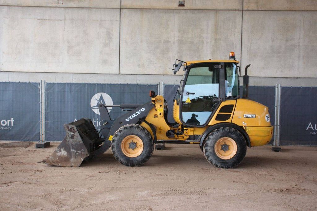 Radlader Volvo L25F-P Diesel 36,4 kW 2013