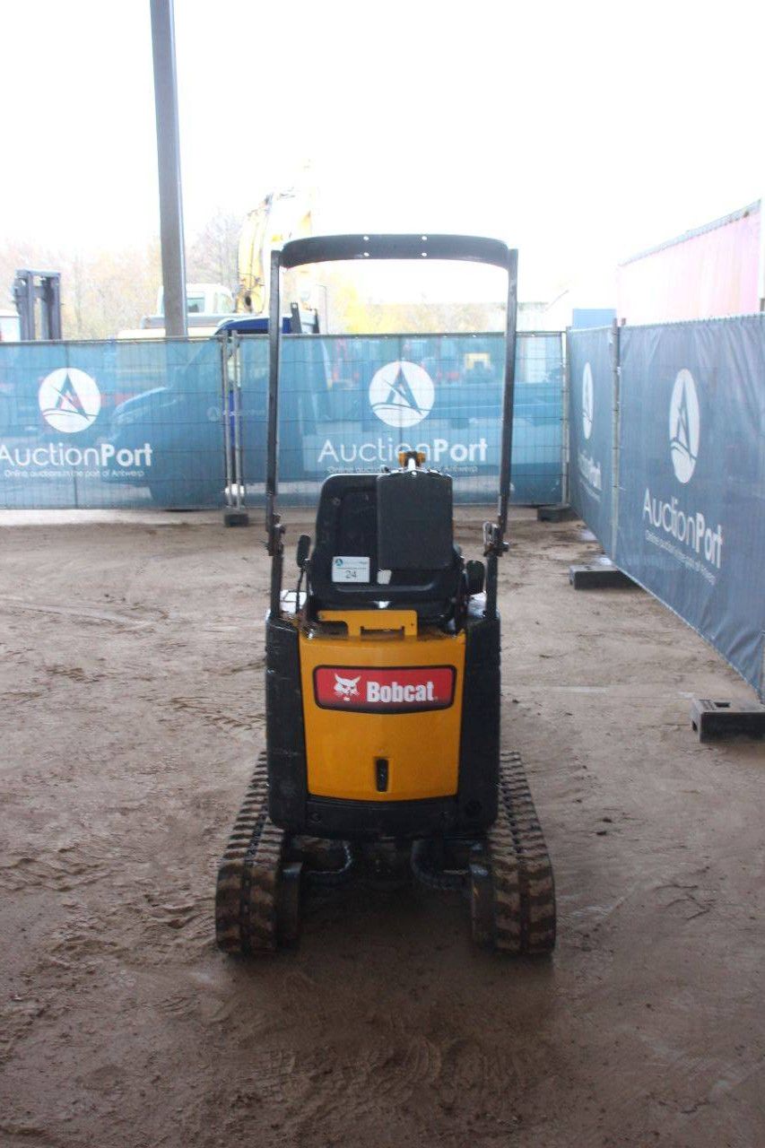 Minigraver Bobcat E08 Diesel 7.4kW