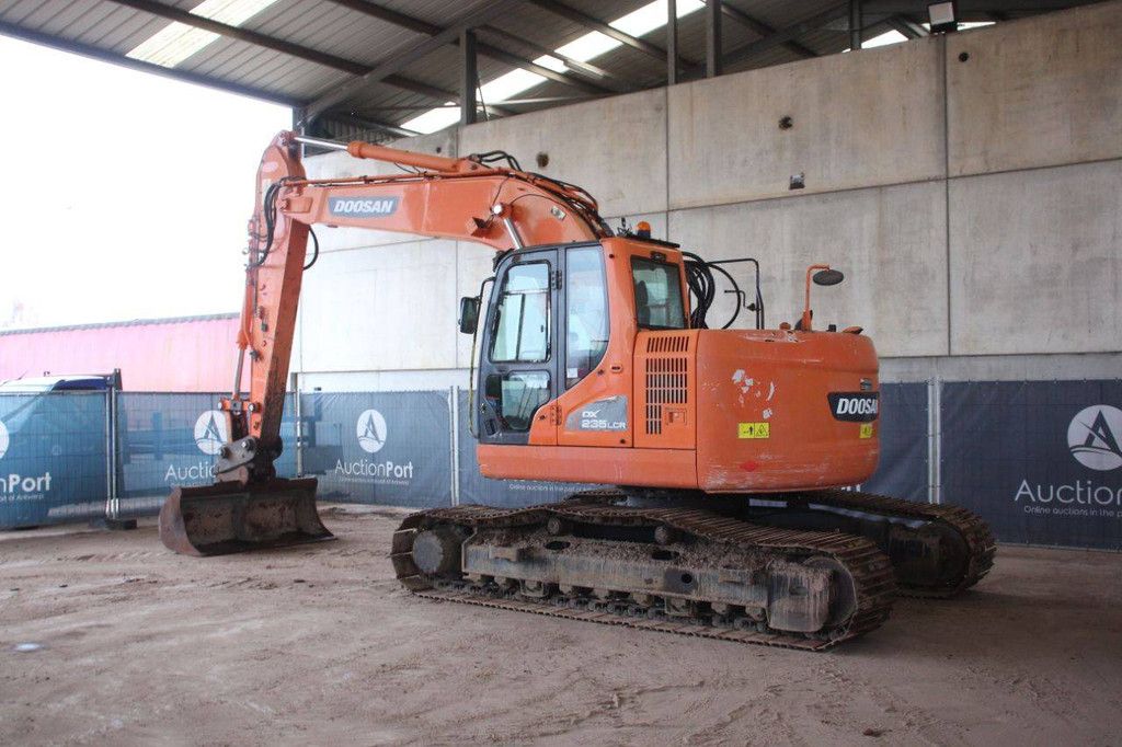 Doosan DX235LCR Diesel 129kW Crawler Excavator 2014