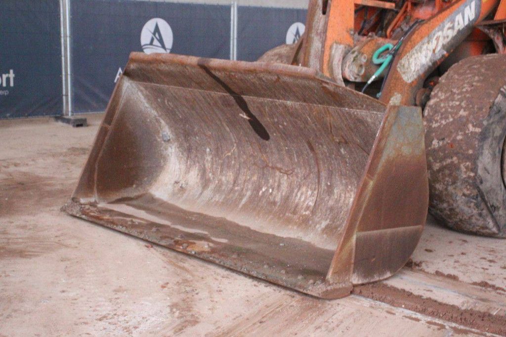 Wheel loader Doosan DL300-3 Diesel 202kW 2013