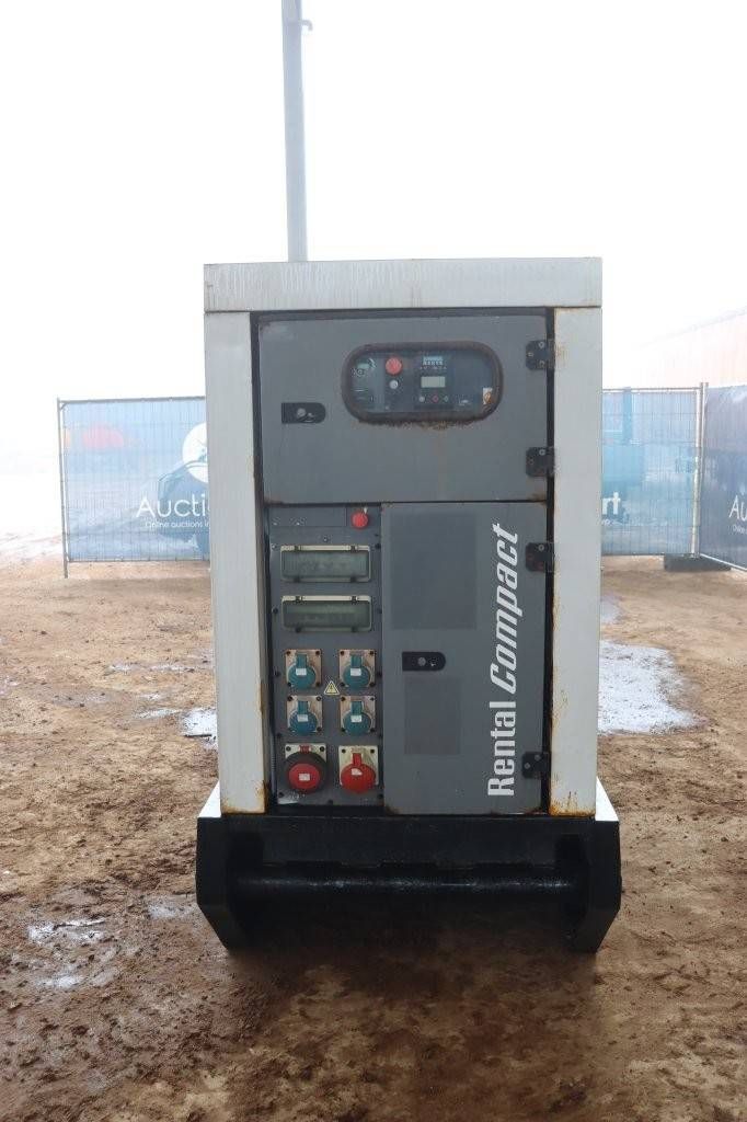 Generator SDMO R90 Diesel 90kVA 2011