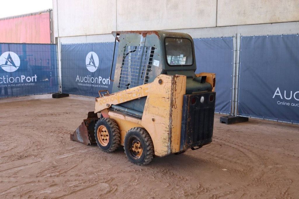 Skid steer loader Mustang SL2012 Diesel 2011