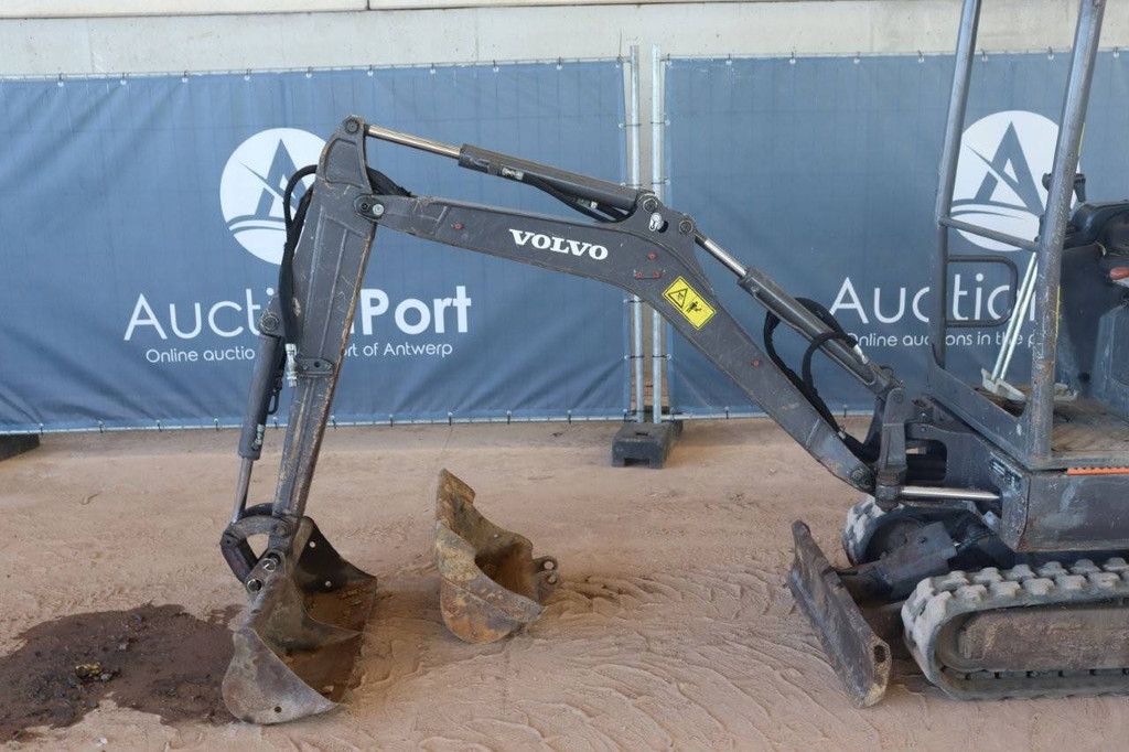 Mini excavator Volvo EC15D Diesel 12kW 2018