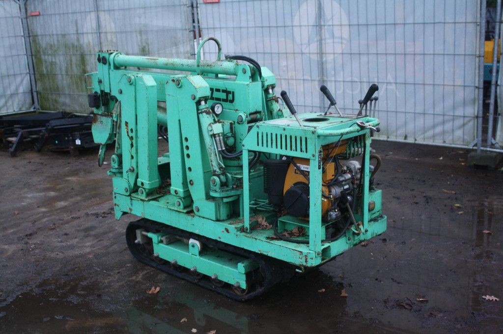 Mini crane Unikon Tadano SK1900 7m Petrol