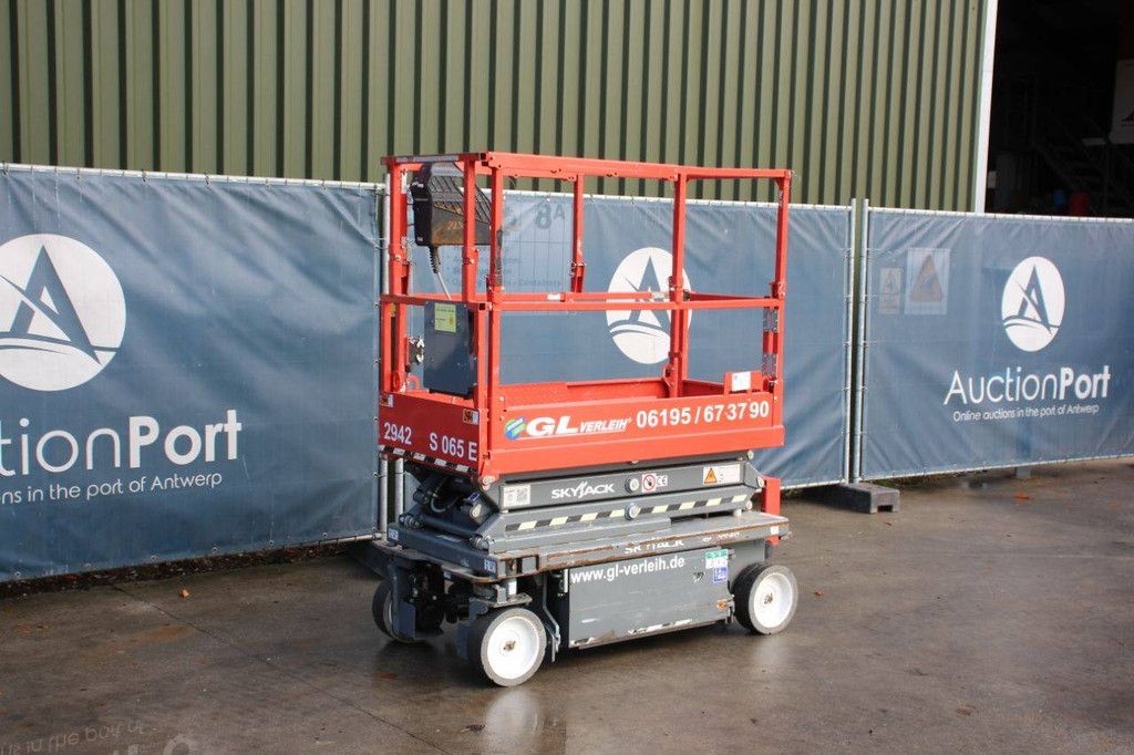 Scissor lift Skyjack SJ3215 Electric 6.44m 2021