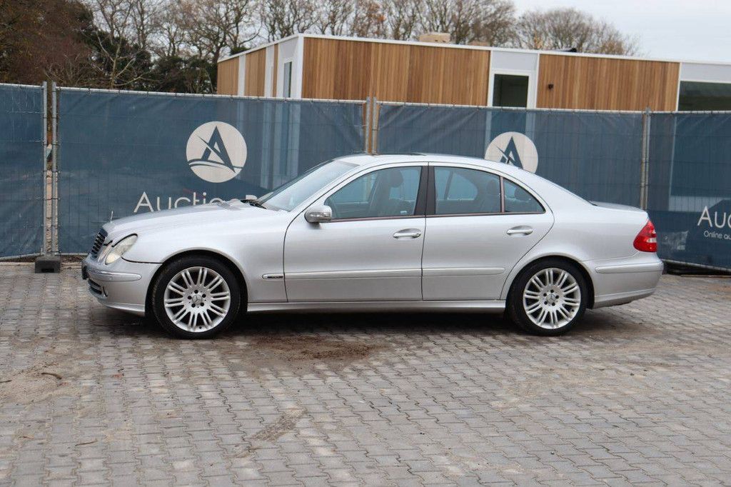 Mercedes-Benz E320CDI Diesel 204 PS 2004 (Margin)