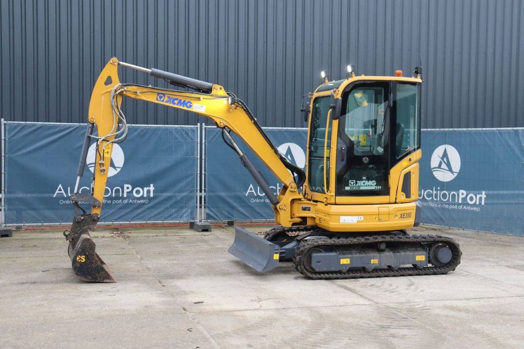 Rupsgraafmachine XCMG XE35E Diesel 18.2kW