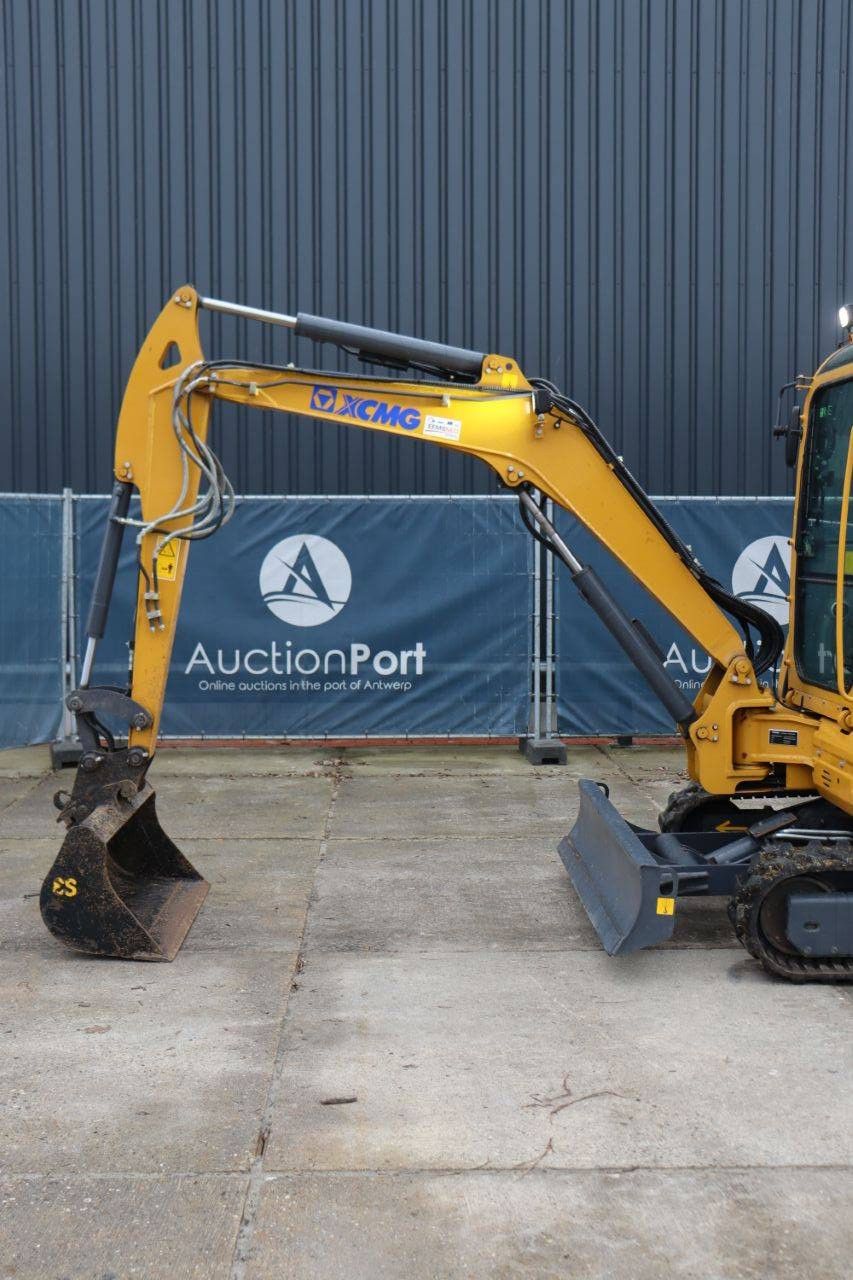 Rupsgraafmachine XCMG XE35E Diesel 18.2kW