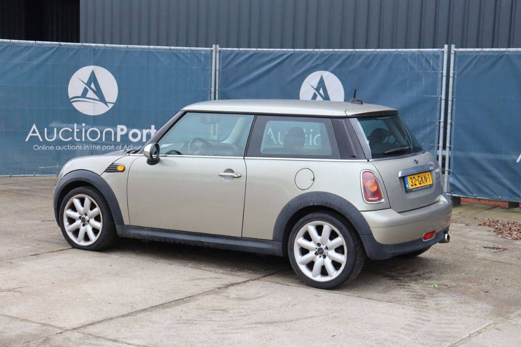 MINI MINI COOPER Petrol 120hp 2008 (Margin)