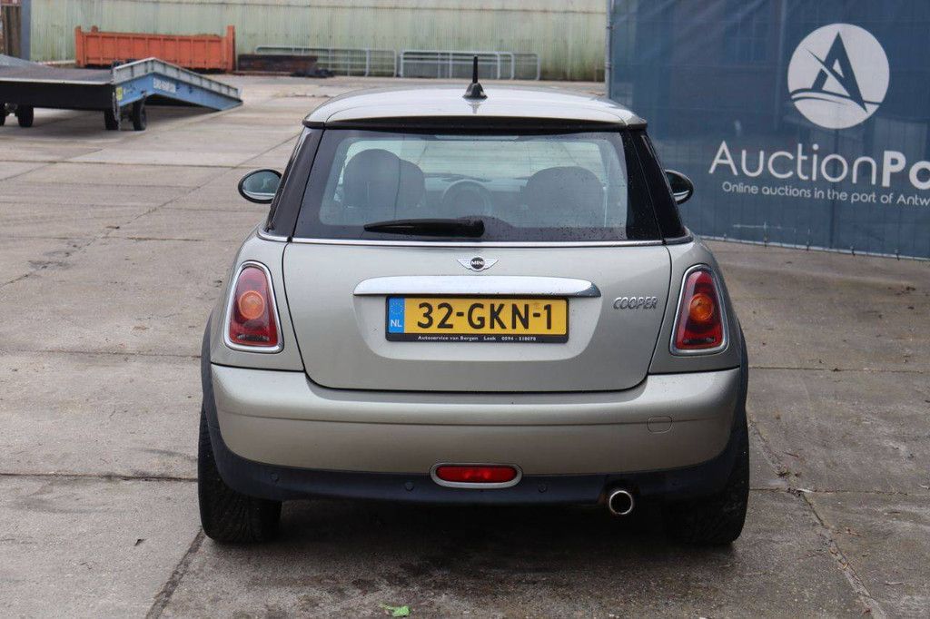 MINI MINI COOPER Petrol 120hp 2008 (Margin)