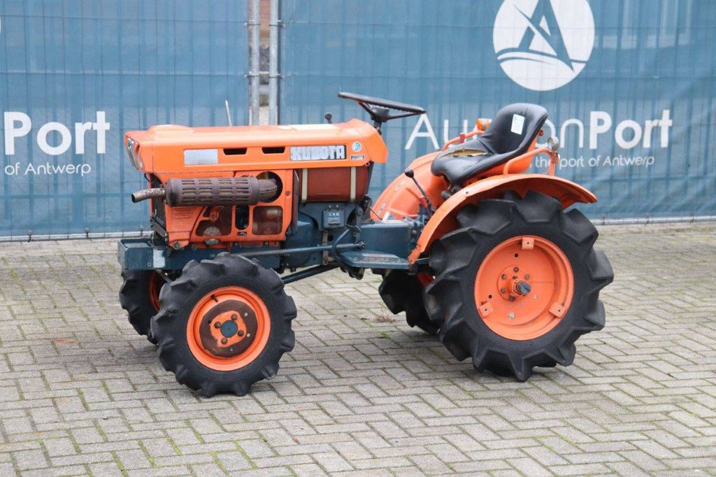 Mini tractor Kubota B7001 Diesel 14hp