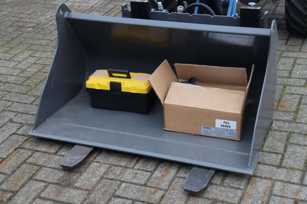 V-Tech E606 TELE Electric articulated loader 2024