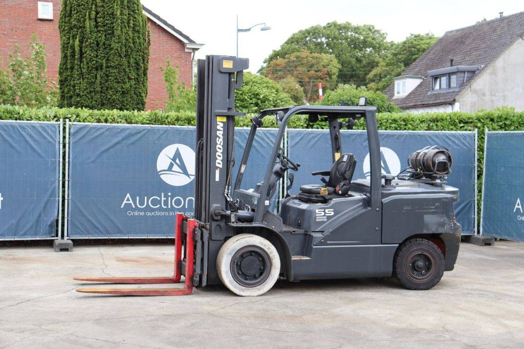 Doosan G55C-7 LPG Forklift 5500kg 5.92m 2019