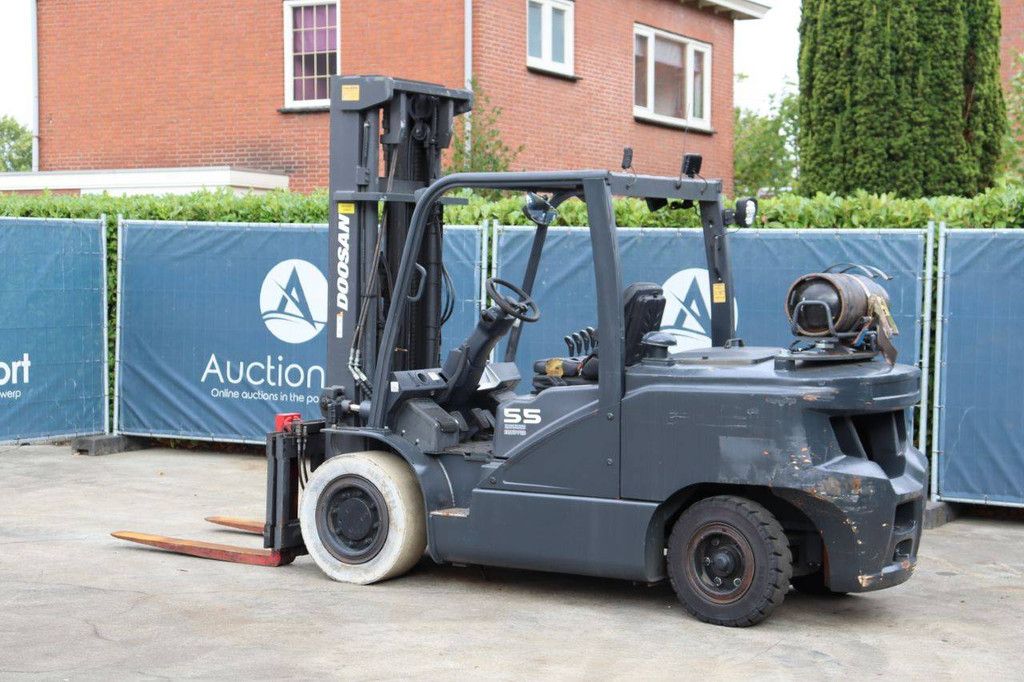Doosan G55C-7 LPG Forklift 5500kg 5.92m 2019