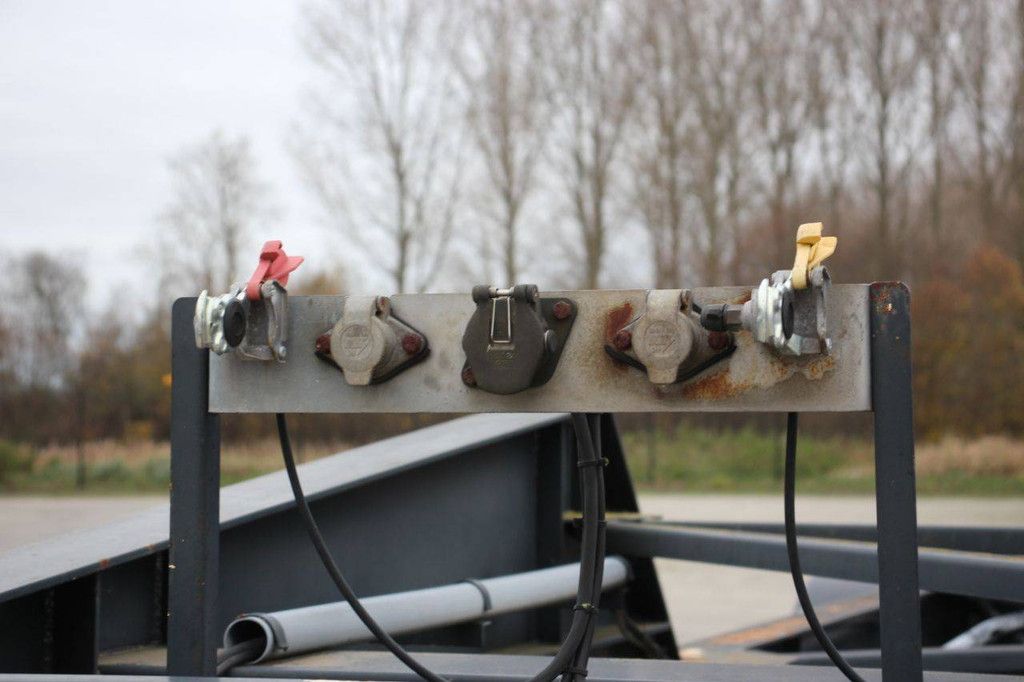 2006 Turbos Hoet 20FT High Cube GOOSENECK ADR CHASSIS