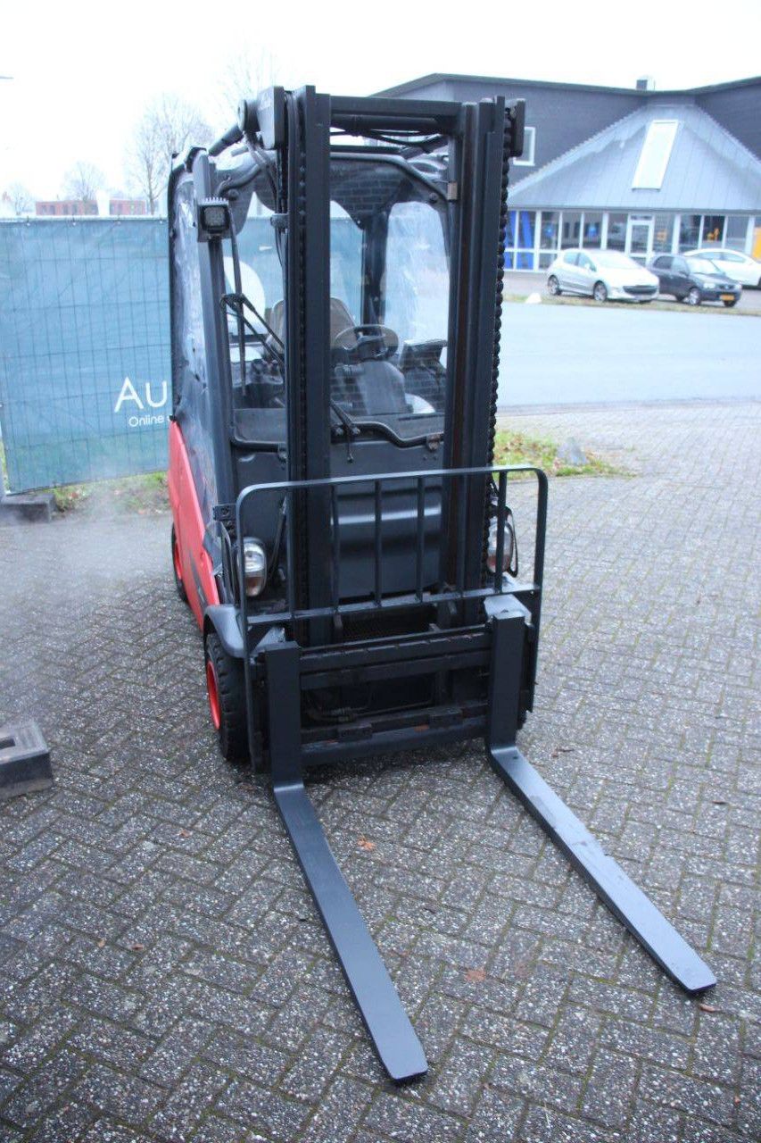 Forklift Linde H20T-01 LPG 2000kg 6.8m 2018