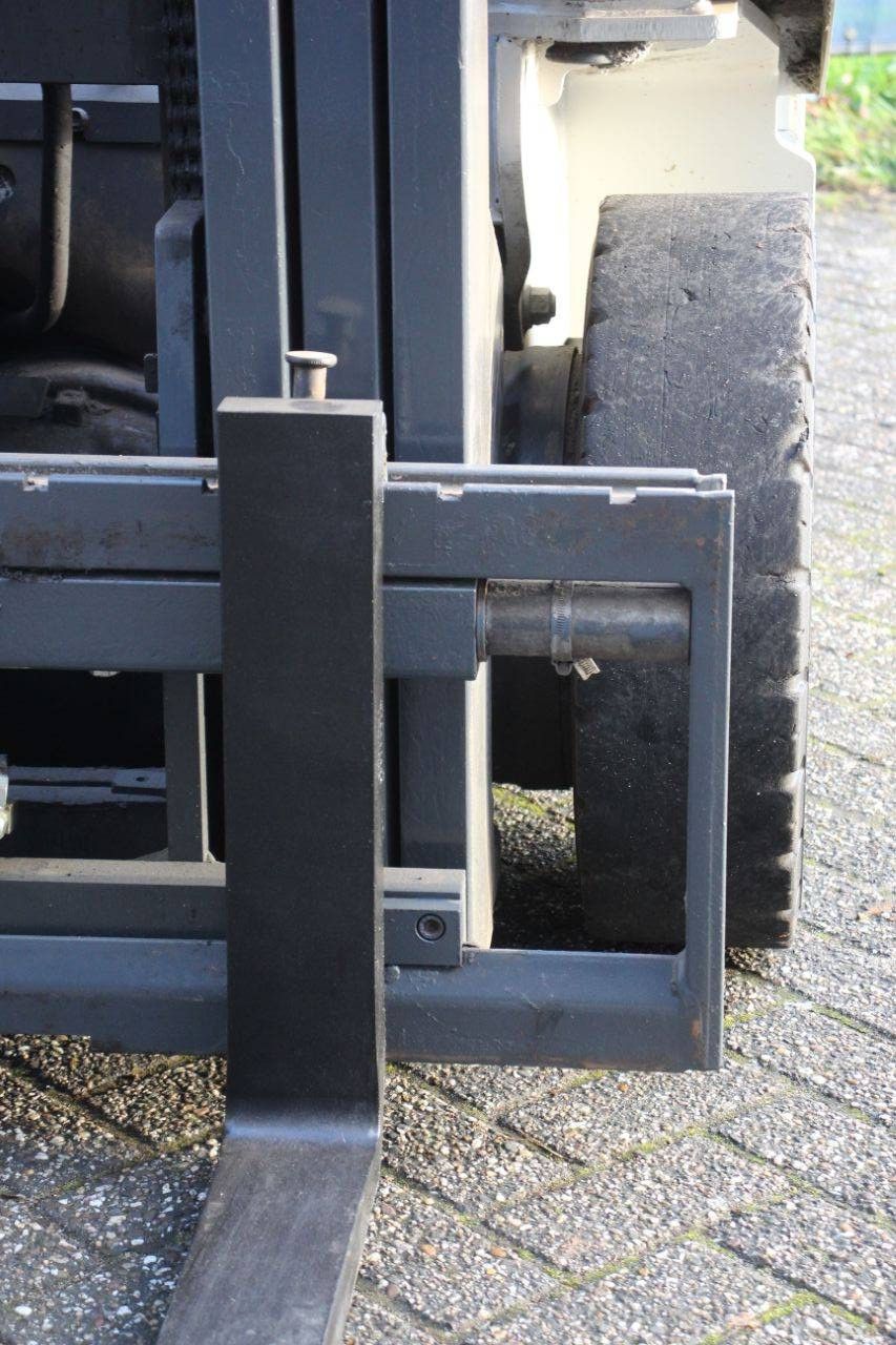 Forklift Nissan Y1D2A25Q Diesel 2100kg 4.5m 2014