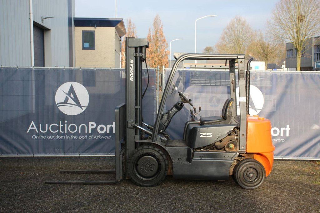 Heftruck Doosan D23S-3 Diesel 2500kg 3.5m 2011