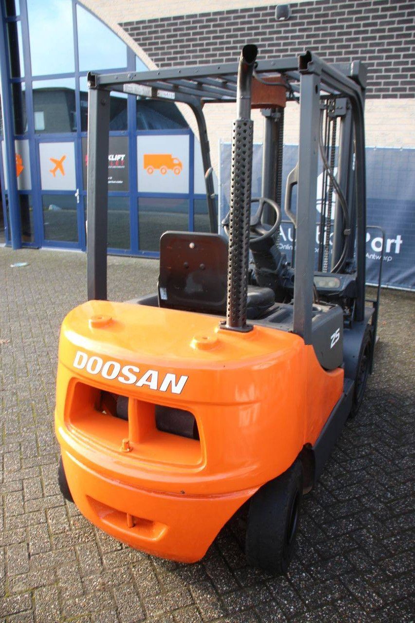Heftruck Doosan D23S-3 Diesel 2500kg 3.5m 2011