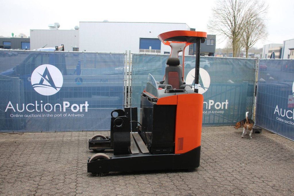Reach truck Toyota RRE180 Electric 1800kg 2017